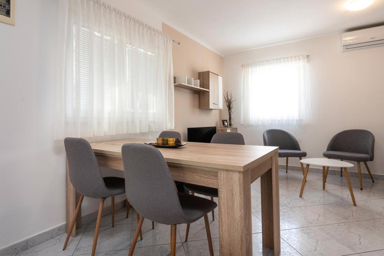 Kuca Anea Villa Porec Esterno foto