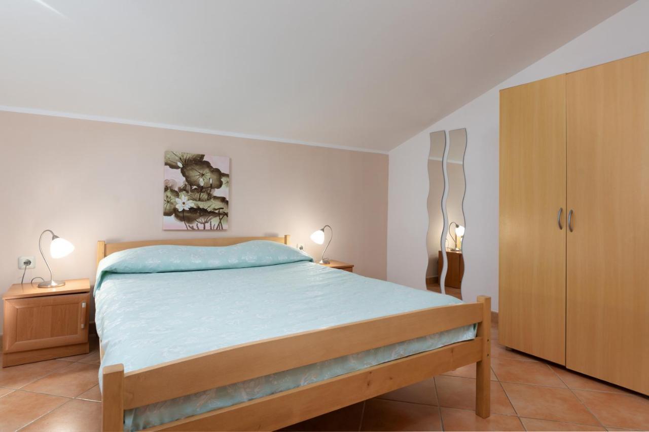 Kuca Anea Villa Porec Esterno foto